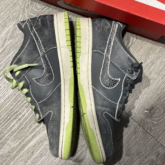 Nike Dunk Low SE Iron Size 6Y Grey/Phantom-Ghost Green Halloween (DQ6215 001) - Picture 5 of 7